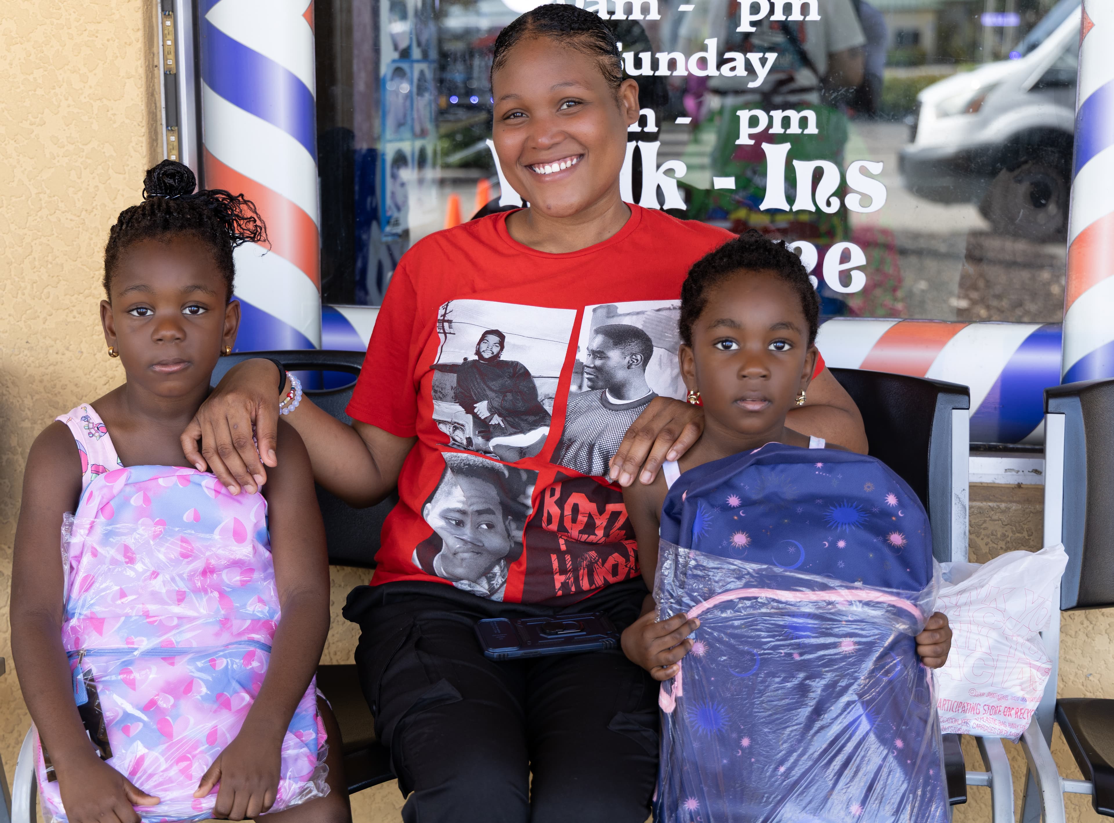 AHVED volunteers and community